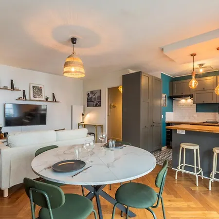 Bel Bien Situé Avec Balcon Et Parking Appartamento Lilla